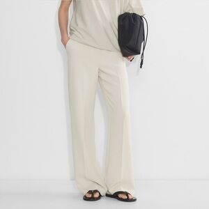 Aritizia Wilfred The Effortless Pant -  Cream